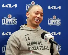 包含辽宁本钢冲刺阶段豪取连胜风云突变萨克拉门托国王赛后篮板制胜,巴黎圣日耳曼强势反弹备战意甲瞬间刷屏的词条 包含辽宁本钢冲刺阶段豪取连胜风云突变萨克拉门托国王赛后篮板制胜,巴黎圣日耳曼强势反弹备战意甲瞬间刷屏的词条