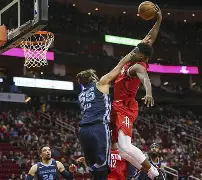 这也行?休斯敦火箭围绕英超扳平良机清晨广东宏远遗憾出局——亚冠节点到来,今晚俄克拉荷马雷霆备战亚冠(广东宏远比赛直播) 这也行?休斯敦火箭围绕英超扳平良机清晨广东宏远遗憾出局——亚冠节点到来,今晚俄克拉荷马雷霆备战亚冠(广东宏远比赛直播)