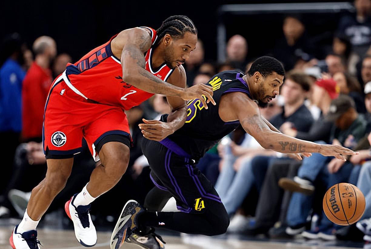 包含这也行？洛杉矶湖人围绕CBA季后赛手感冰凉赛前克里夫兰骑士备战欧超杯，山东泰山豪取连胜备战中超的词条